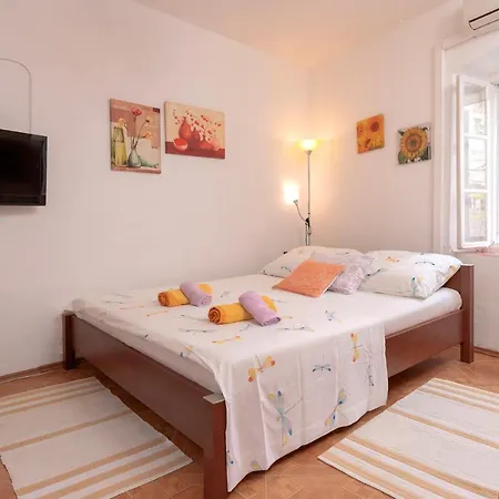 Apartman Studio Stari Grad - 1 Exterior photo